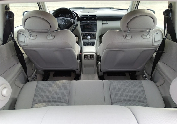 Mercedes-Benz Klasa C cena 17900 przebieg: 236000, rok produkcji 2004 z Sośnicowice małe 596